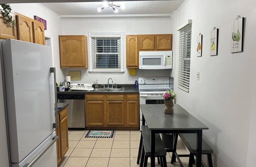 Saline House | Charming 2-bedroom house in Saline with WiFi and AC
