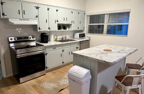 Ono Island House | Charming 3-Bedroom House near Perdido Key