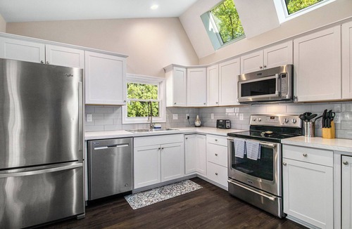 Ottawa House | Charming 3-bedroom house close to Promedica and UToledo