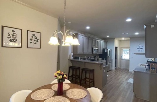 Tuscaloosa House | Charming 3BR/2BA Gem Just South of Tuscaloosa!