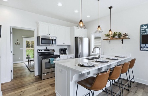 Clear Lake House | Charming Clear Lake Cottage
