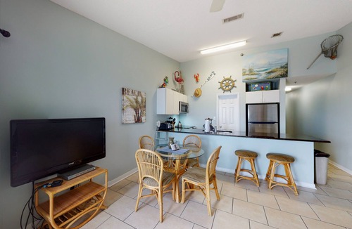 Miramar Beach Condo | Charming, Coastal Getaway w/a Private Balcony - Short Drive to Dining