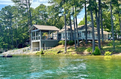 Jasper House | Charming Cottage with Stunning Point Views, Flat Lot, Walk-in Water, and a Dock!