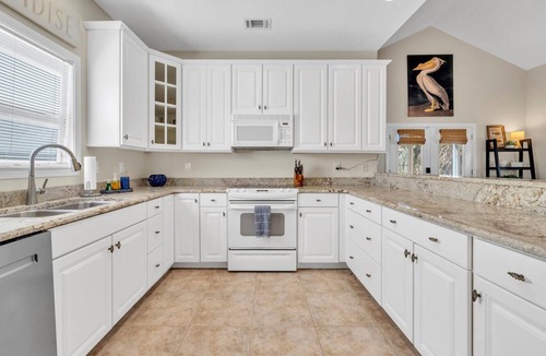 Crystal Shores House | Charming Destin Home | Yard, Pool & Beach Access