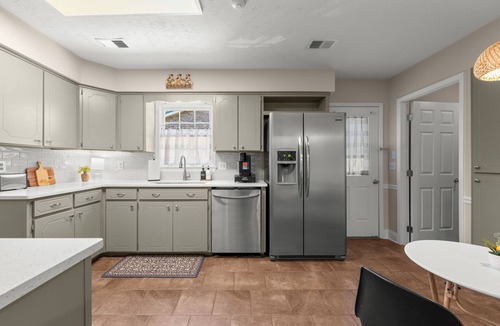 Fortson House | Charming home in Columbus-Great for Families! 15 Mins to Ft Benning & City Ctr.