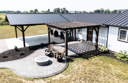 LaGrange Cottage | Charming LaGrange 3-bedroom cottage less than 10 minutes from Shipshewana, IN!