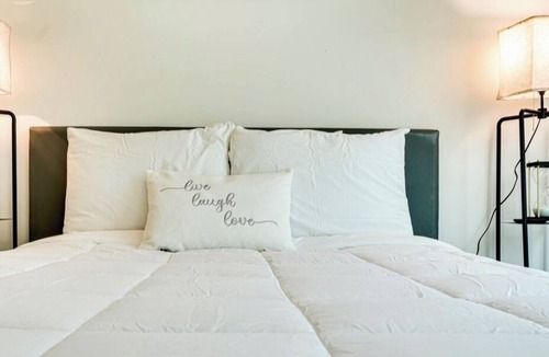 Duluth Apartment | "Charming Retreat in Scenic Duluth, GA - Perfect for a Relaxing Getaway!"