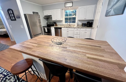 Chattanooga Valley House | Chatt Vistas Oasis-3bdrm-5m to TN-Pool-Deck-BBQ-FirePit