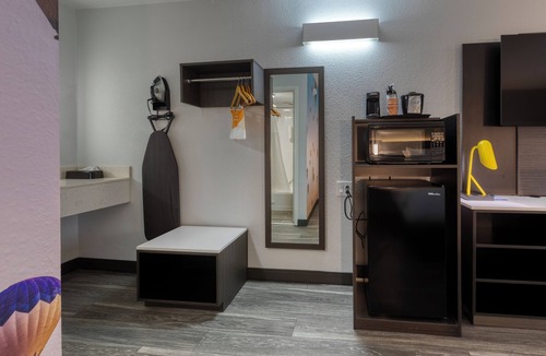 Decatur Hotel | Clarion Pointe Decatur River City