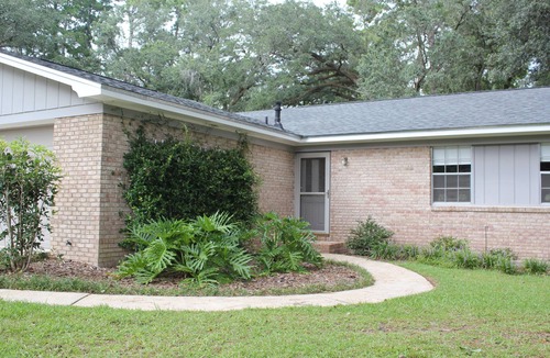 Tallahassee House | Clean and open 3bd/2ba in a quiet close-in neighborhood