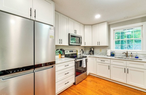 Clinton House | Clinton Retreat Near Norris Lake & Knoxville