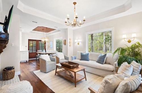 White's Gulfview House | Coach's Corner by Stay on 30A- Pool, Bikes, Golf Cart