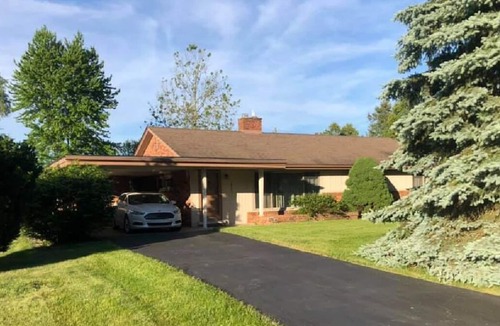 Bloomfield Hills House | Colonial Heritage Villa