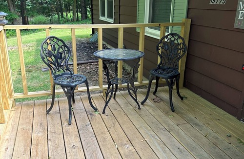 Marshall House | Come relax in the country!