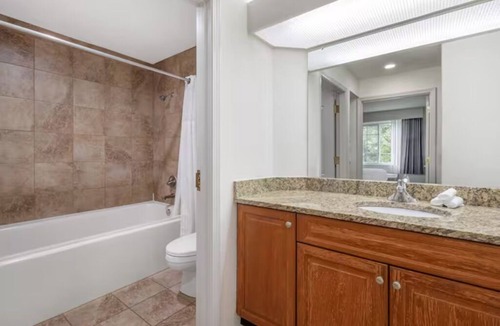 Mishawaka Hotel | Comfortable Stay | Pool, Game Room & Short Drive to South Bend Int'l Airport