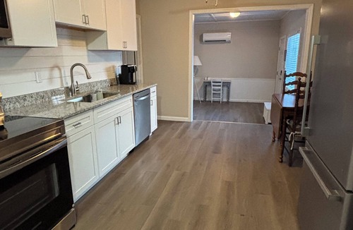 Cleveland Apartment | Convenient 2BR -1.5 bath near Lee University, Chattanooga airport, Ocoee River