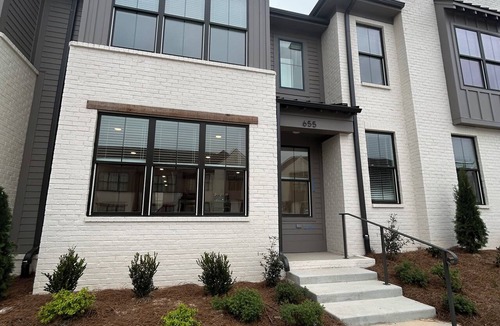 Oxford Condo | Convenient College Student Condo 5 mins to Stadium and 1.5 miles off the square!