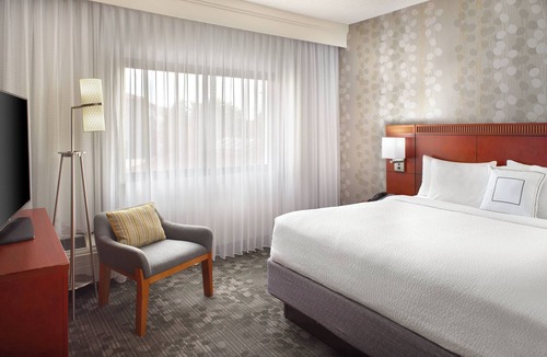 College Park Hotel | Courtyard by Marriott Atlanta Airport South/Sullivan Road