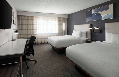Utica Hotel | Courtyard by Marriott Detroit Utica
