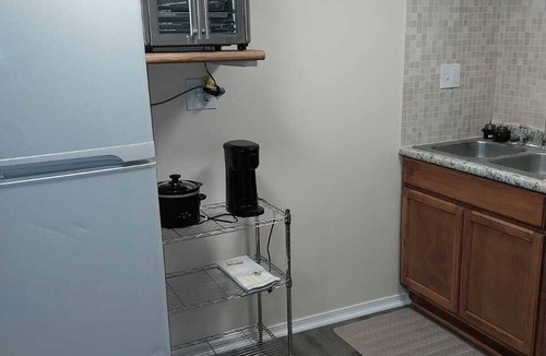 Alabaster Apartment | Cozy 1-bedroom apartment in Alabaster