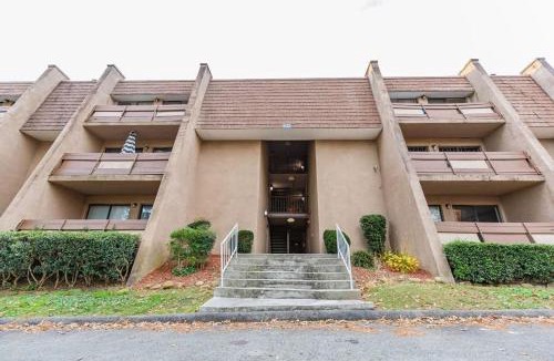East Ridge Hotel | Cozy 2-Bedroom Getaway in East Ridge, Chattanooga