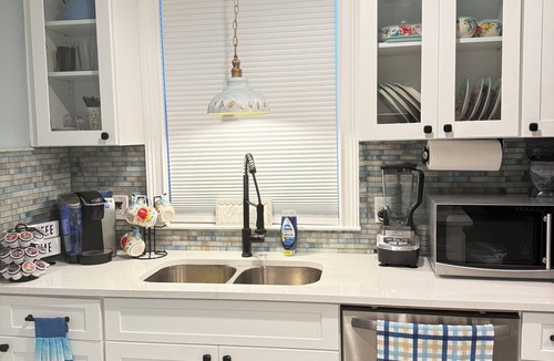 Cumberland House | Cozy 2-bedroom house in lovely Marietta with AC