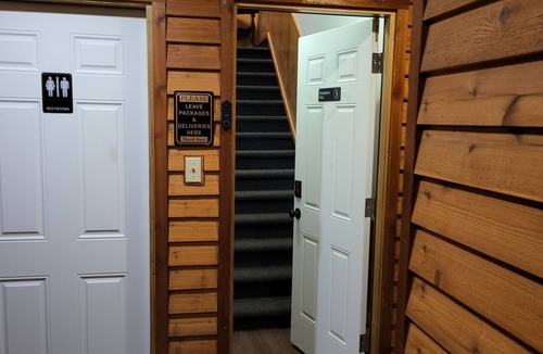 Brown City Apartment | Cozy apartment in delightful Brown City with WiFi, AC