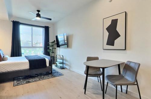 Five Points South Apartment | Cozy Bham Getaway, Steps to UAB and Food Halls