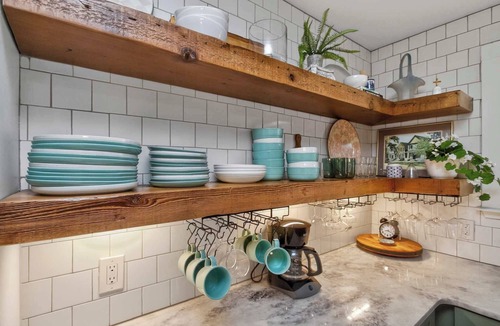 Shelby Hills House | Cozy Bungalow - Pool & Hot Tub 7 min to Broadway