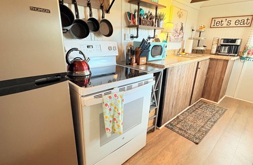 Slocomb Cottage | Cozy Cottage 1bed 1bath in Slocomb Al