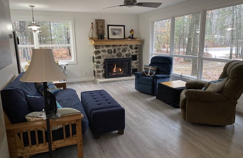 Lake Township Cottage | Cozy cottage just one mile from the Platte river, close to the Sleepy Bear dunes