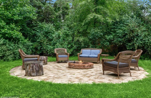 Shorewood-Tower Hills-Harbert House | Cozy cottage surrounded by trees and sounds of nature with new hot tub.