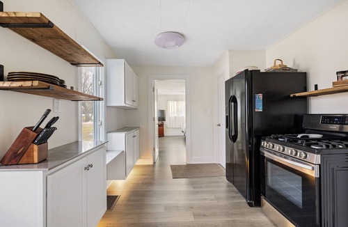 Mill Creek House | Cozy Cottage With Lake View/Hosted by MTM Premier Property Management