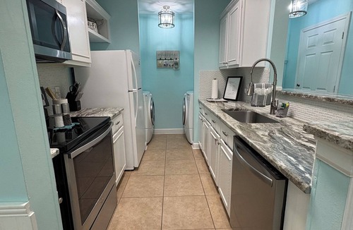 Gulf Shores Condo | Cozy & Peaceful 1- bdrm condo, 4.5 miles to beach, in lovely Gulf Shores