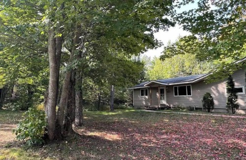 Skandia House | Cozy Retreat in the Woods & Gateway to Adventure