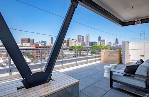 East Side Apartment | Cozy Studio Apt 1.5 Miles to Mercedes Benz Stadium