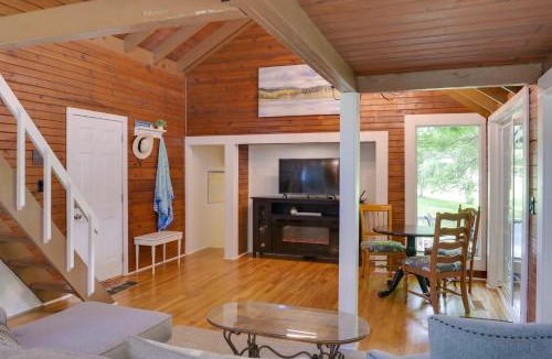 Tullahoma House | Cozy Tennessee Cabin w/Deck, Grill & Fire Pit!