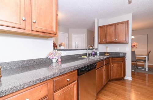 Southwestern House | Cozy townhome with private bedroom and WiFi in fantastic Atlanta
