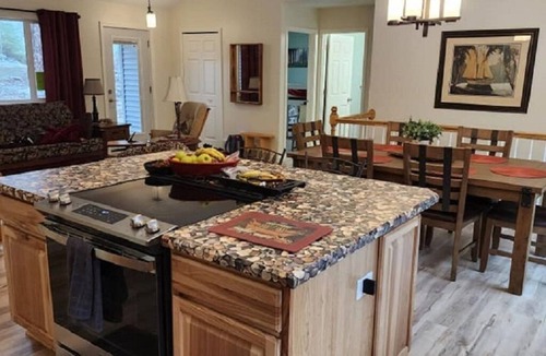 Frankfort House | Crystal Lake Getaway New 5 bedrooms 4 bath Spatious ranch. Frankfort Mi Beaches