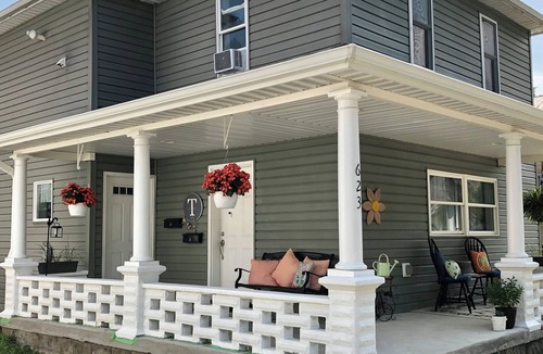 Ionia Apartment | Cute cozy apartment. Half a block walking distance from beautiful downtown Ionia