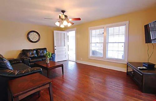 Florence House | Cypress Creek Getaway Near Downtown with Patio