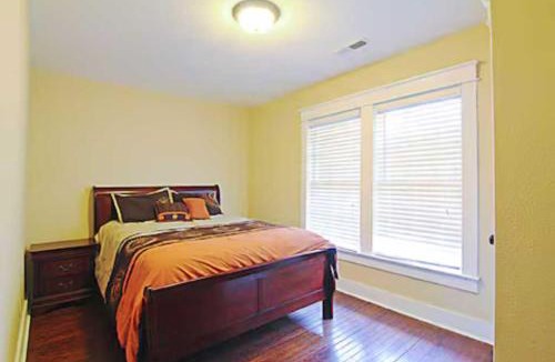 Florence House | Cypress Creek Getaway Near Downtown with Patio
