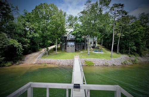Arley House | Decked Out Main Channel Views 80ft to Water Sleeps 18 Near Duncan Bridge