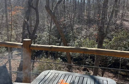 Soddy-Daisy Cabin | Deer Creek Cabin, 2 bedroom cabin surrounded by nature, very peaceful & tranquil