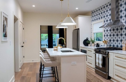 East Side House | Designer 2BR 2.5Bath getaway in the heart of Atlanta