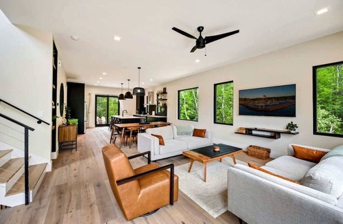 Egg Harbor House | Designer Luxury Home · Walk to Downtown Egg Harbor