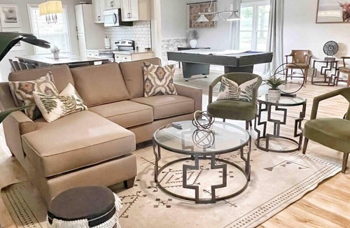 Decatur House | Displaced Families Ready | Sleeps 10 | Pets OK | EV Charger