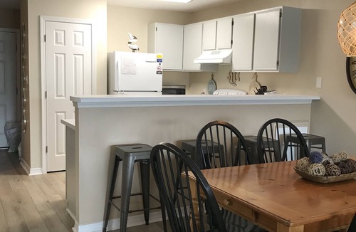 Miramar Beach Condo | Dog-friendly, 2 bed/2ba with beach service for 4, Miramar Beach, FL by Destin