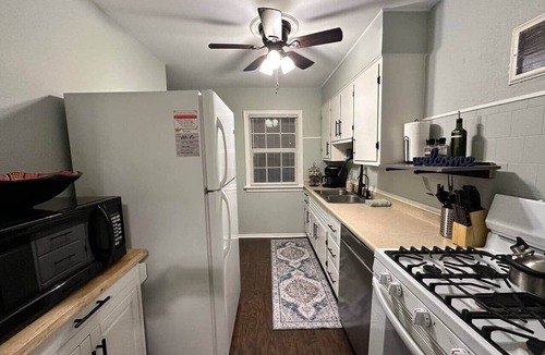 Toledo House | Dog-Friendly Home, Fenced Yard , 2 Living Areas, Near Zoo & UTMC