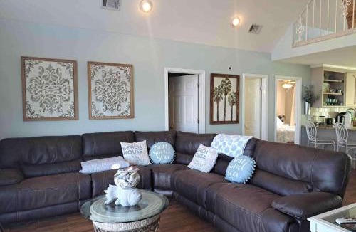 Gulf Shores House | Dog friendly home with private beach internet and washer and dryer